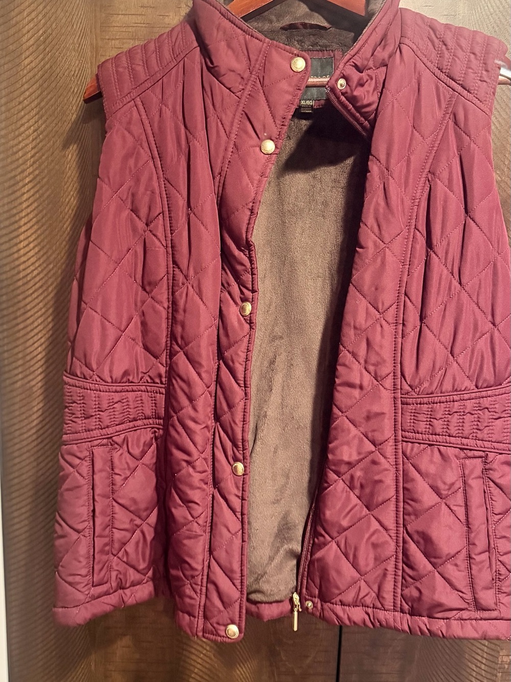 Weatherproof Quilted Vest in Burgundy